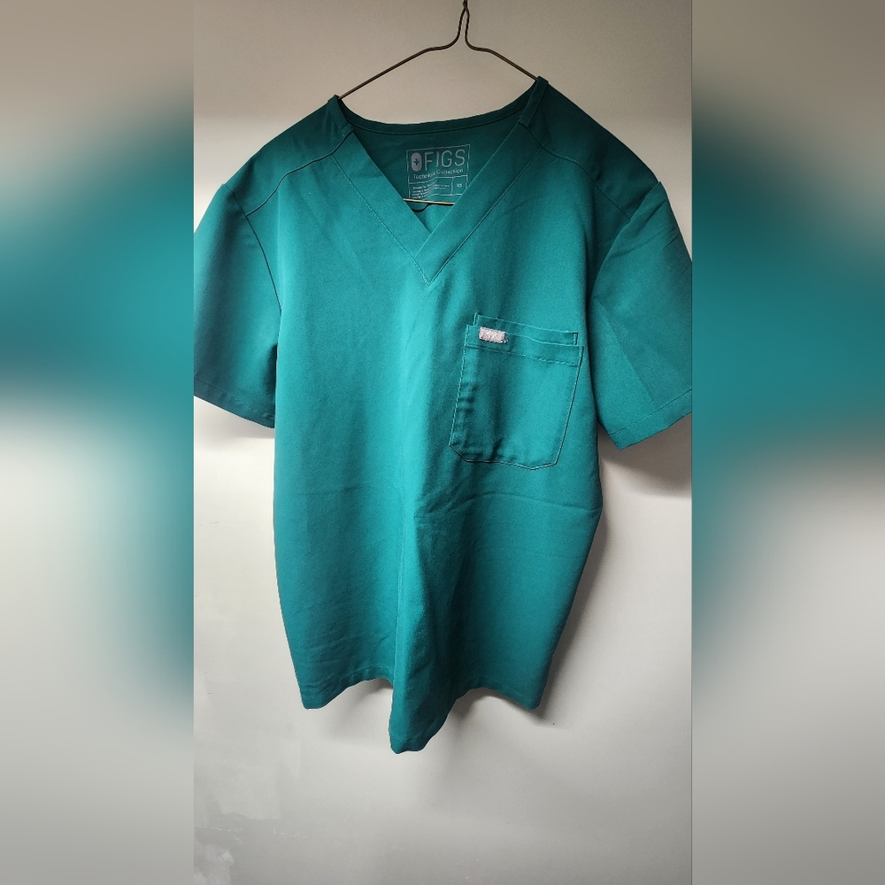 Figs Hunter Green Scrub Set